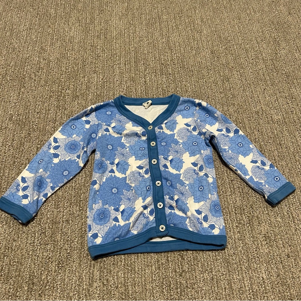 Kate Quinn Long Sleeve Cardigan